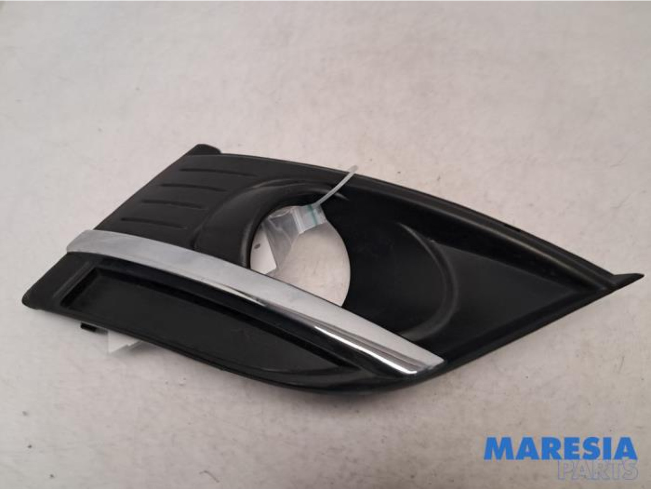 Citroen - C4 Picasso - Plaque de protection feu antibrouillard droit