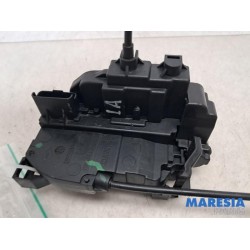 Renault - Megane - Rear door lock mechanism 4-door, left