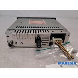 Peugeot - 206 PLUS - Radio CD player