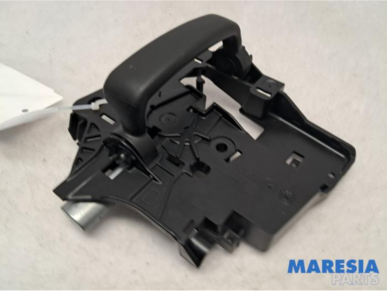 Toyota - Pro-Ace - Sliding door handle, right