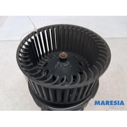 Renault - Megane - Heating and ventilation fan motor