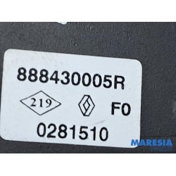 Renault - Megane - Rear seatbelt buckle, left