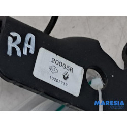 Renault - Megane - Rear seatbelt buckle, right