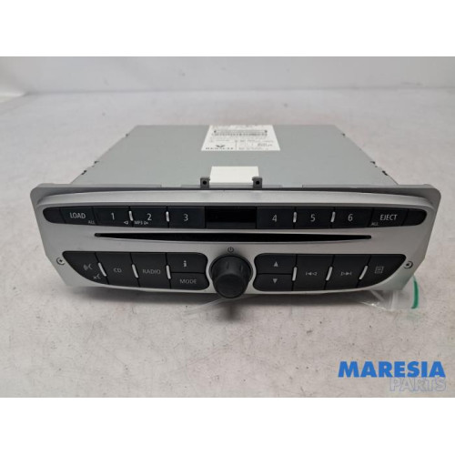 Renault - Megane - Radio CD player