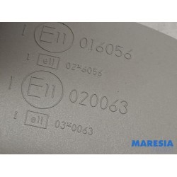 Renault - Megane - Rear view mirror