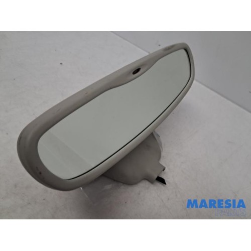 Renault - Megane - Rear view mirror