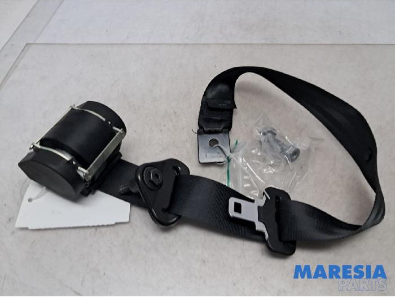 Renault - Megane - Rear seatbelt, left