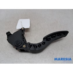 Renault - Megane - Accelerator pedal