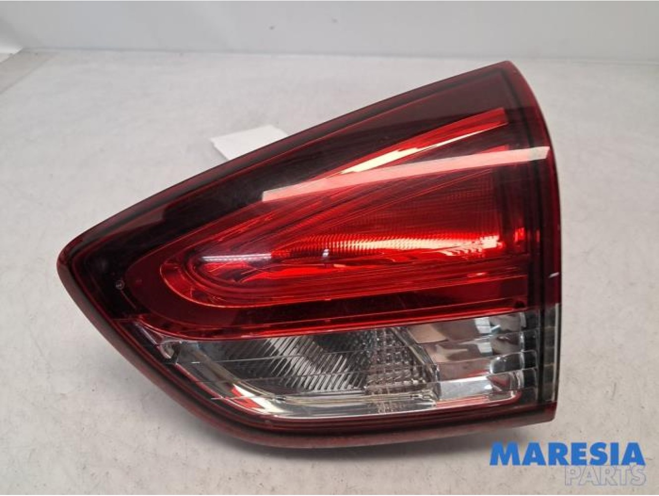 Renault - Clio - Taillight, right