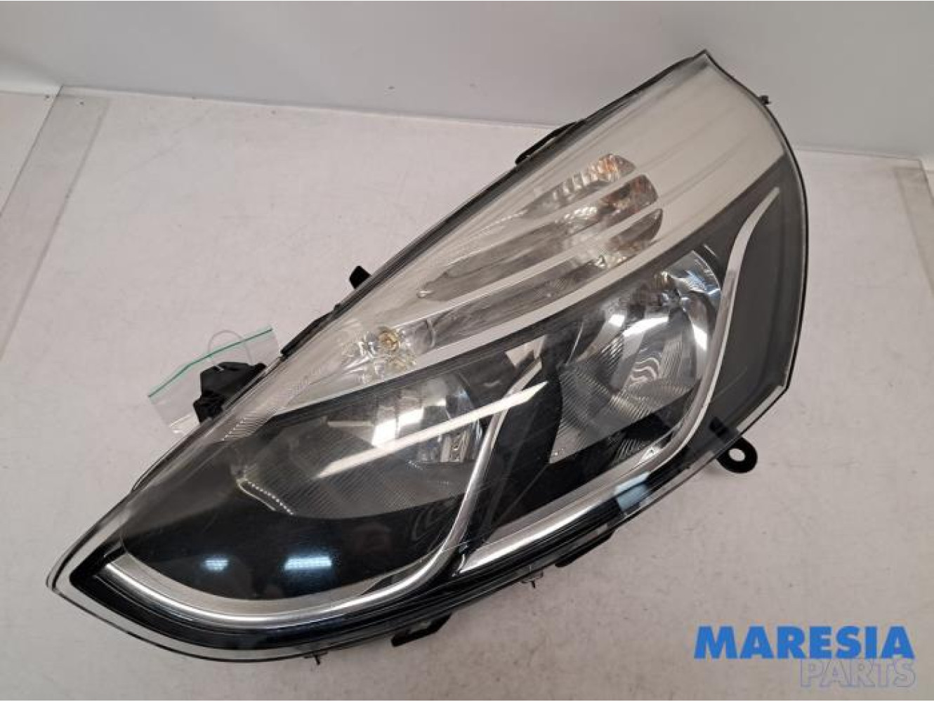 Renault - Clio - Scheinwerfer links