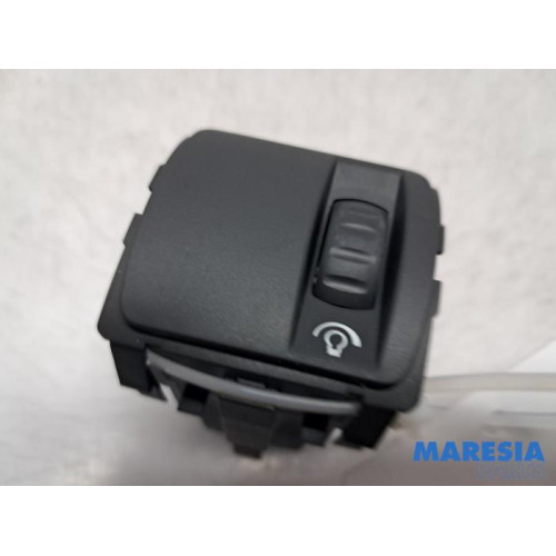 Renault - Megane - Cockpit dimmer