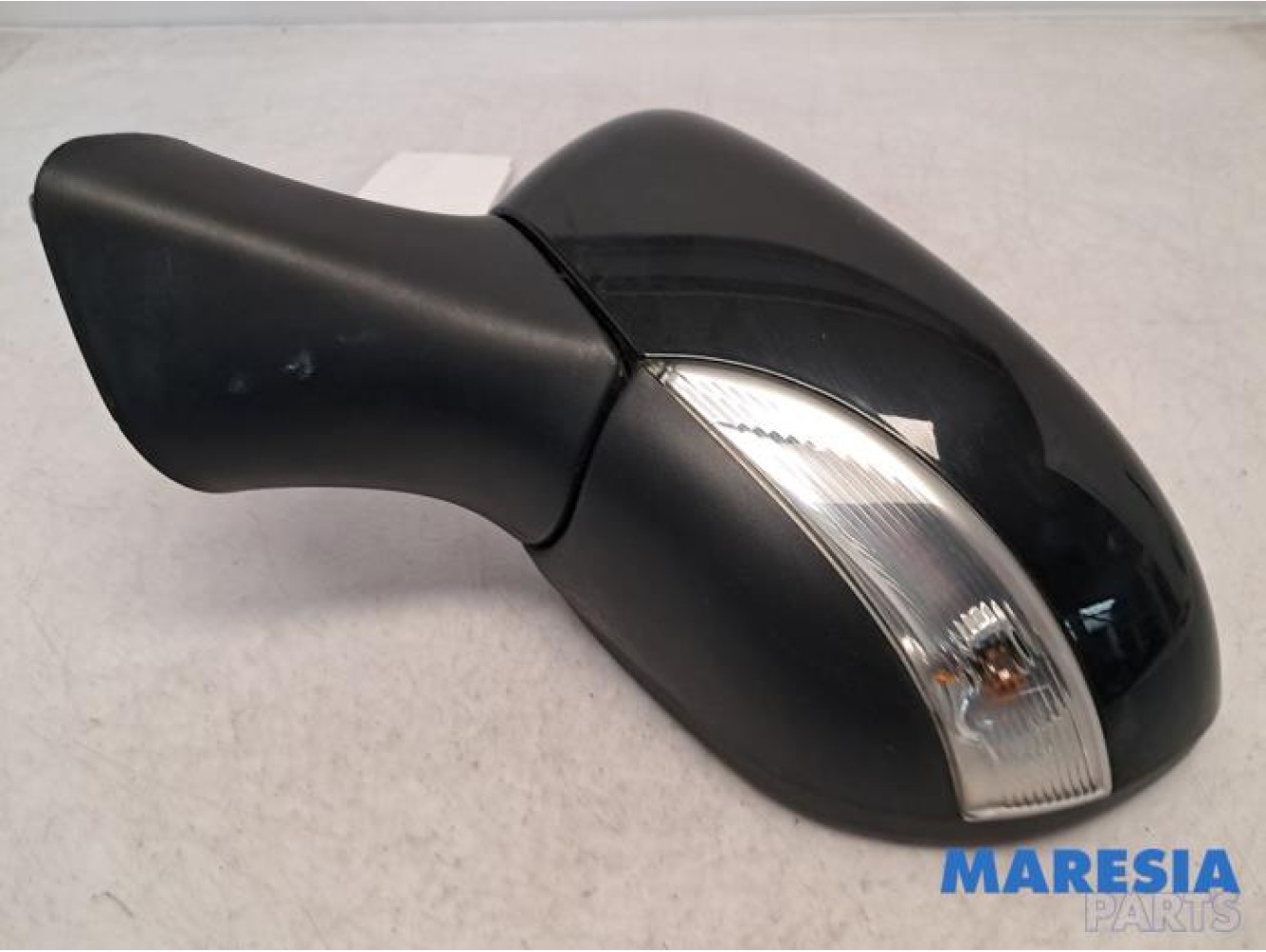Renault - Clio - Wing mirror, left