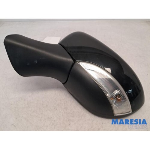 Renault - Clio - Wing mirror, left