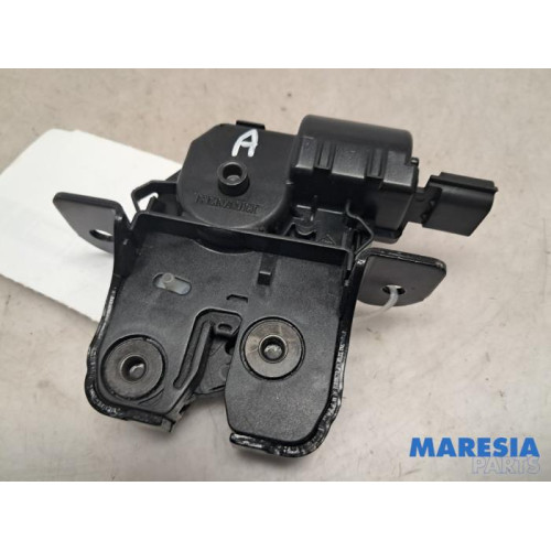 Renault - Megane - Tailgate lock mechanism