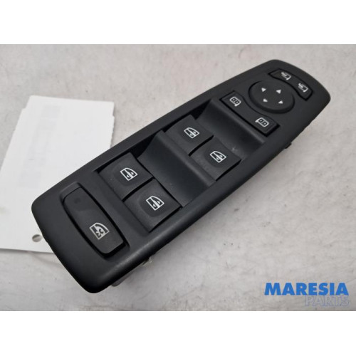 Renault - Megane - Multi-functional window switch
