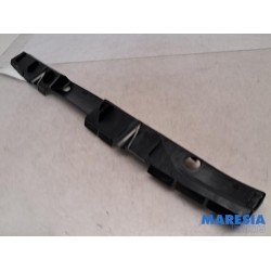 Peugeot - 206 PLUS - Air funnel