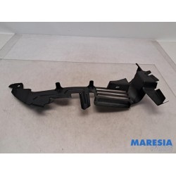 Peugeot - 206 PLUS - Air funnel
