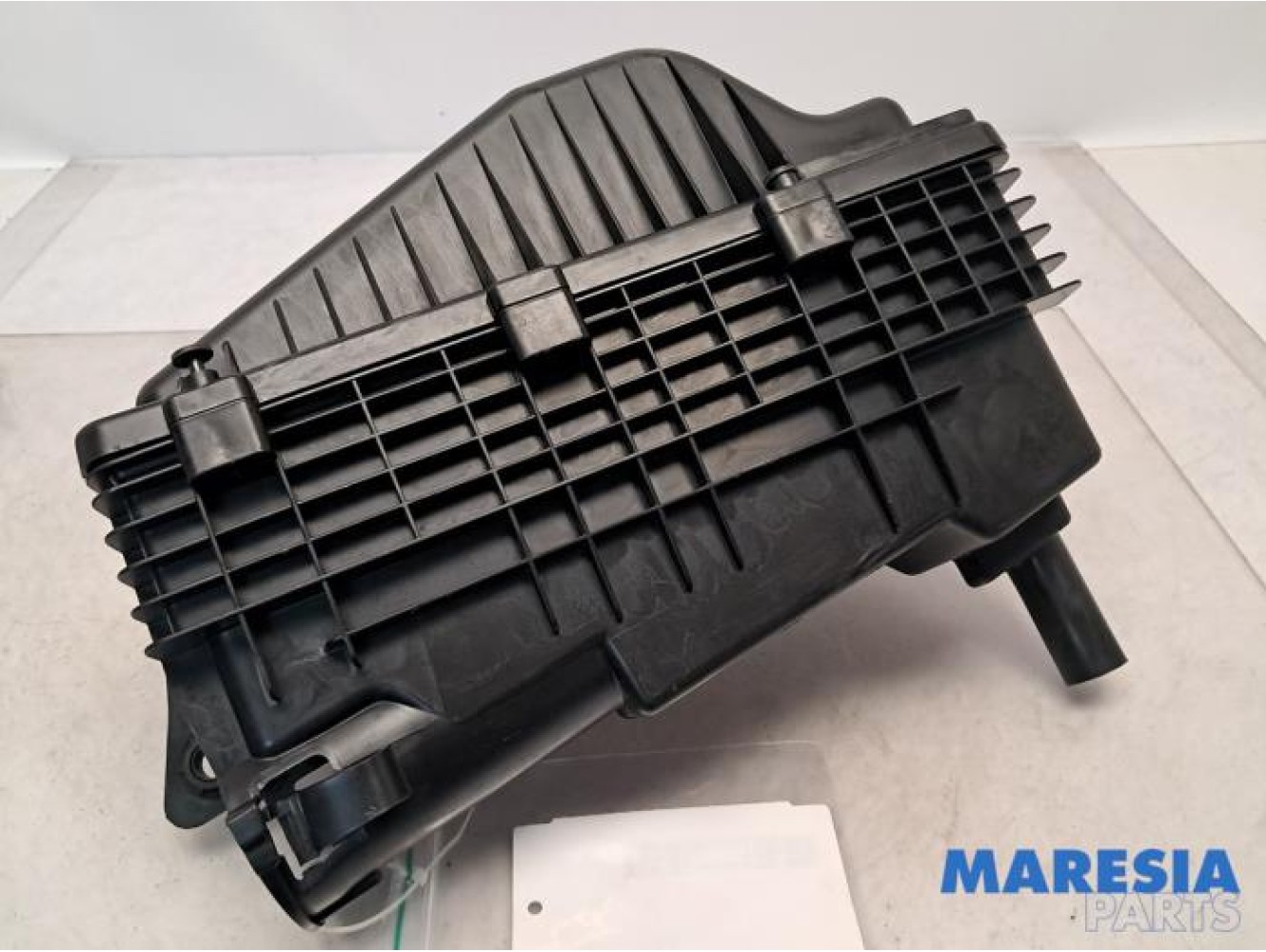 Peugeot - 206 PLUS - Air box
