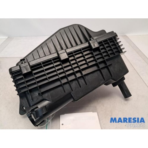 Peugeot - 206 PLUS - Air box