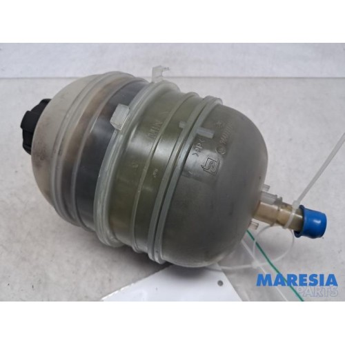 Peugeot - 206 PLUS - Expansion vessel