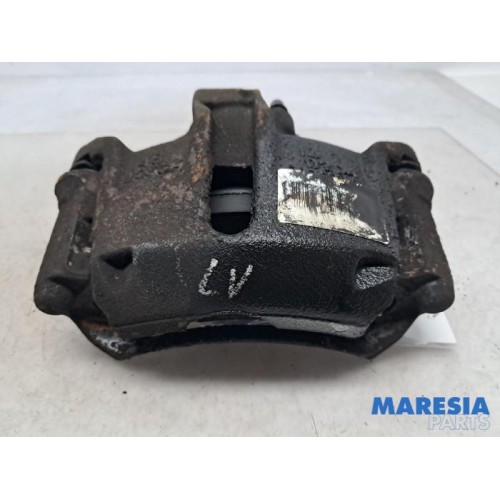 Peugeot - 206 PLUS - Front brake calliper, left