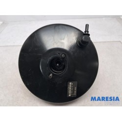 Peugeot - 206 PLUS - Assistant de freinage