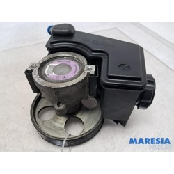 Peugeot - 206 PLUS - Power steering pump