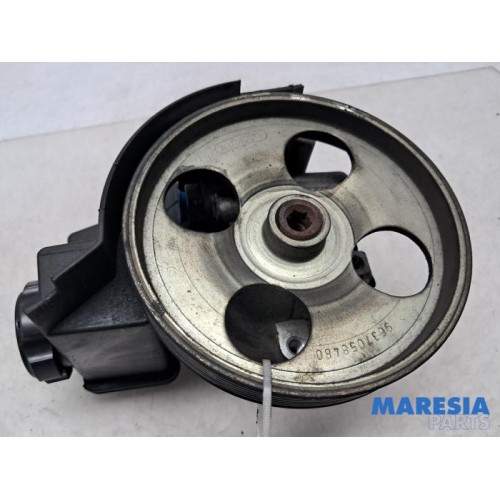 Peugeot - 206 PLUS - Power steering pump