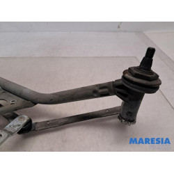 Peugeot - 206 PLUS - Wiper mechanism