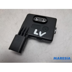 Renault - Megane - Keyless entry antenne