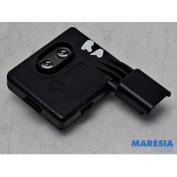Renault - Megane - Keyless entry antenna