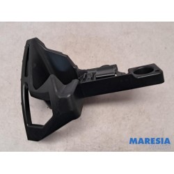 Renault - Talisman - Rear bumper bracket central