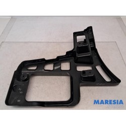 Renault - Talisman - Rear bumper bracket central