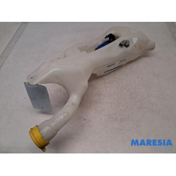 Renault - Talisman - Front windscreen washer reservoir