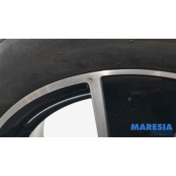 Renault - Clio - Sportvelgenset + banden