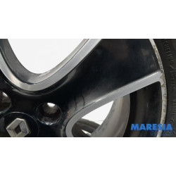 Renault - Clio - Sportvelgenset + banden