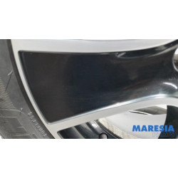 Renault - Clio - Sportvelgenset + banden