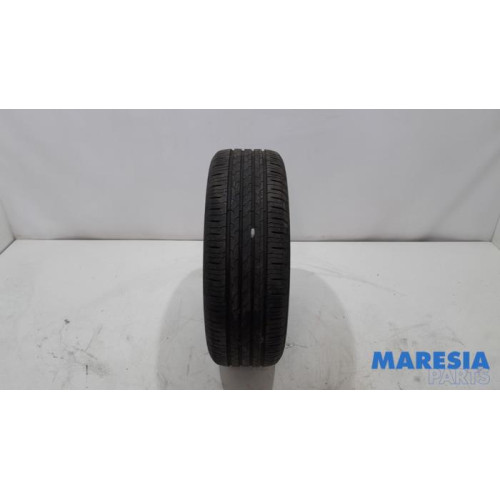 Peugeot - 207 - Tyre