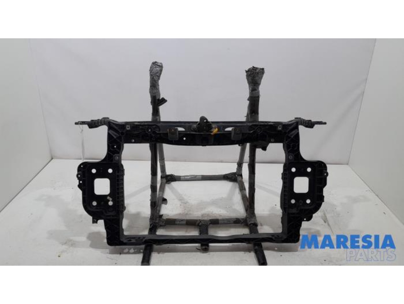 Fiat - Punto - Front panel