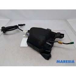 Citroen - C4 Picasso - Parking brake mechanism