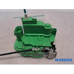 Alfa Romeo - Giulietta - Front door lock mechanism 4-door, right