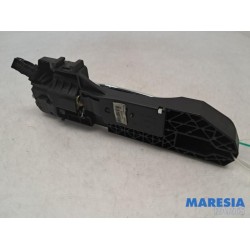 Alfa Romeo - Giulietta - Front door handle 4-door, right