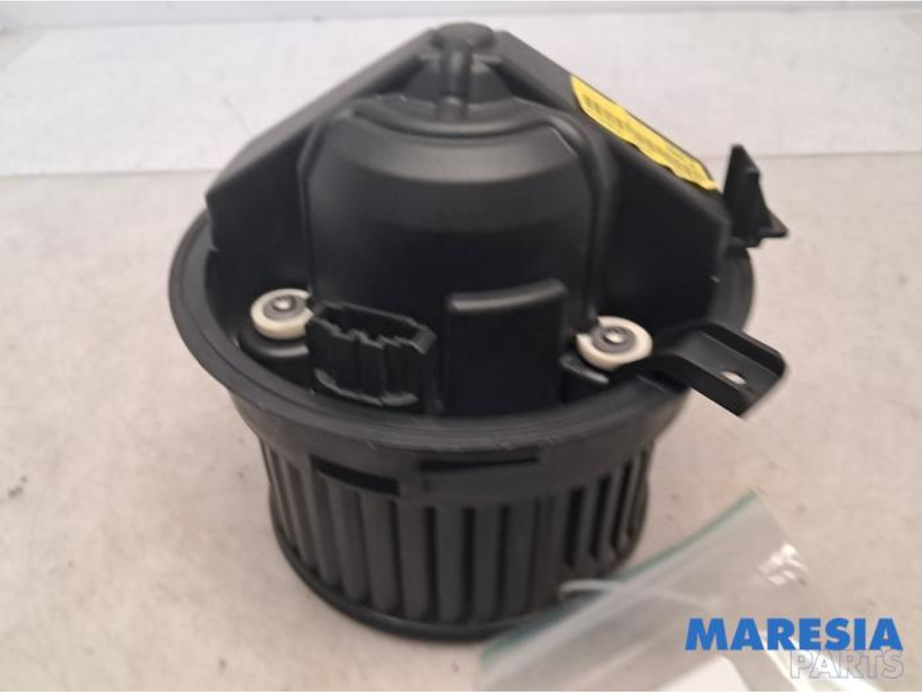 Alfa Romeo - Giulietta - Heating and ventilation fan motor