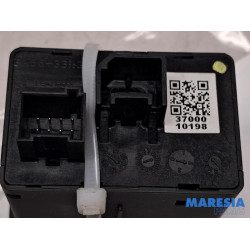 Alfa Romeo - Giulietta - AUX/USB aansluiting
