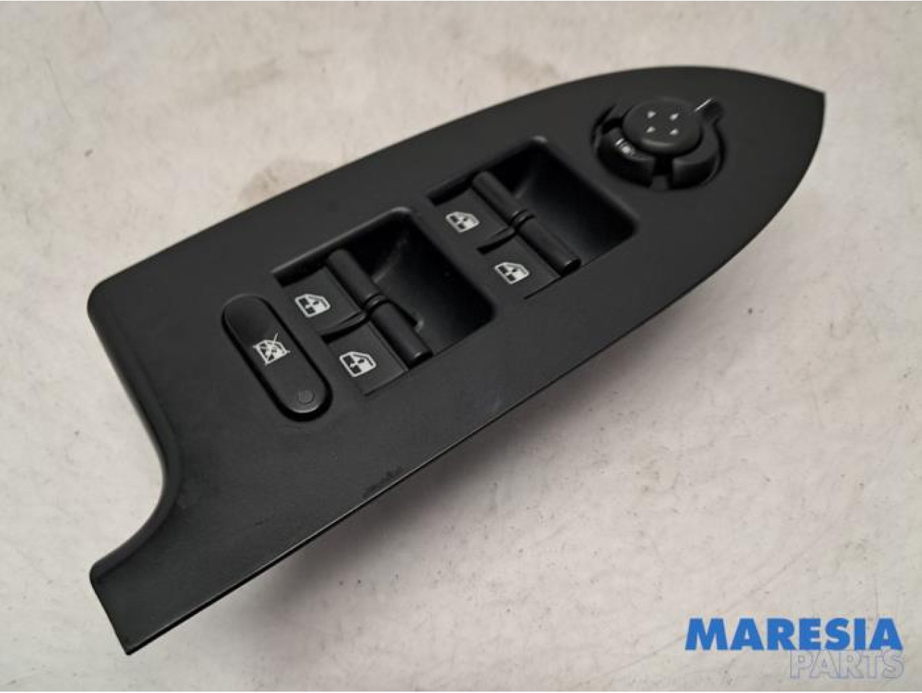 Alfa Romeo - Giulietta - Multi-functional window switch
