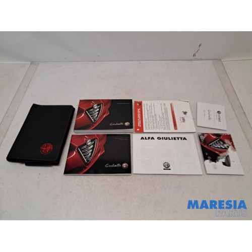 Alfa Romeo - Giulietta - Instruction Booklet