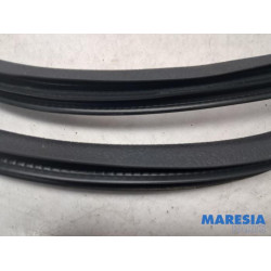 Alfa Romeo - Giulietta - Rear door seal 4-door, right