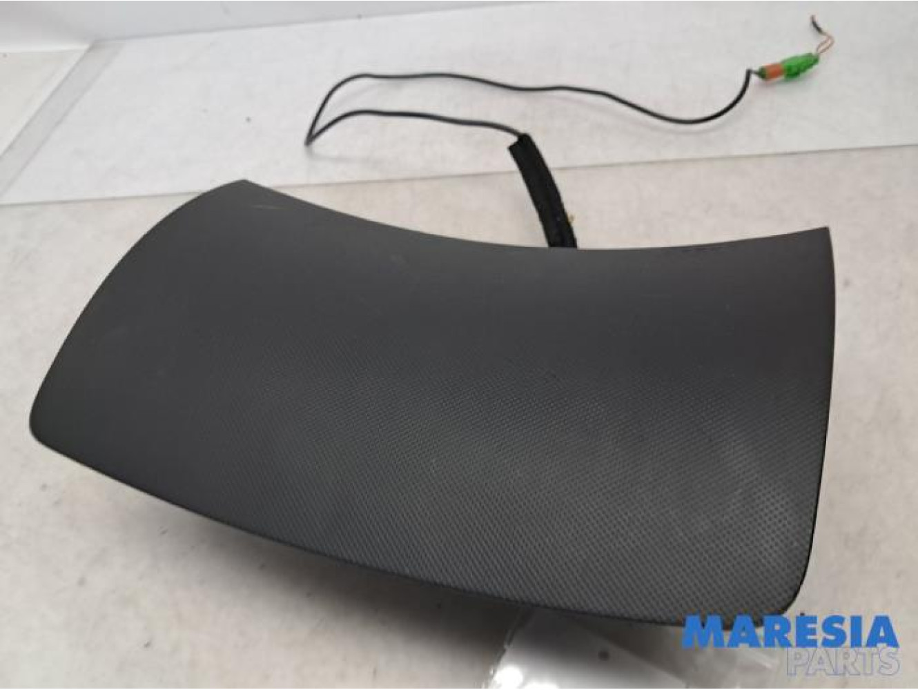 Peugeot - 206 PLUS - Right airbag (dashboard)