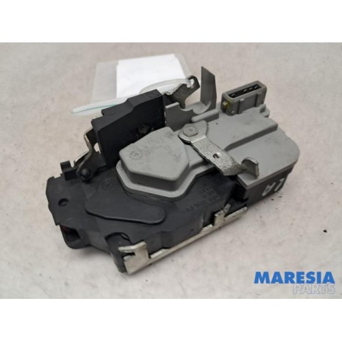 Peugeot - 206 PLUS - Rear door lock mechanism 4-door, left