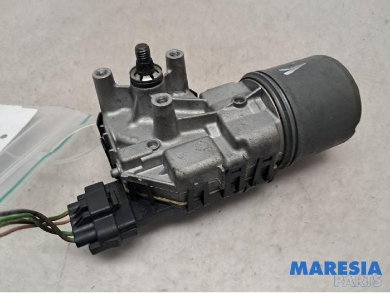 Peugeot - 206 PLUS - Front wiper motor